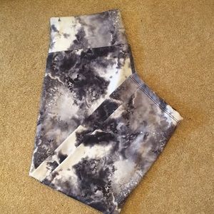 Marble print leggings